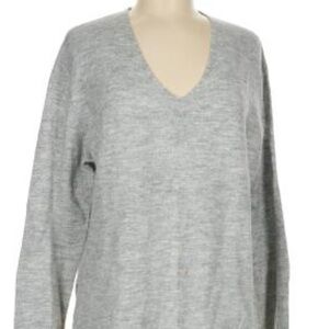 Banana Republic Heather Gray V-Neck Sweater